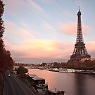 Tour Eiffel - Paris by Julien Tordjman
