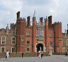 Hampton Court Palace by Helen Greenwood