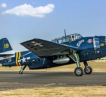 Eastern TBM-3R Avenger 53319 HB-RDG by Colin Smedley