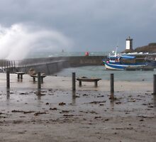 Tempête sur Le Conquet by Jean-Luc Rollier