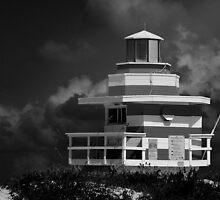 Lifeguard Station, Miami Beach by DDMITR