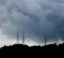 Angry cloud by vinec