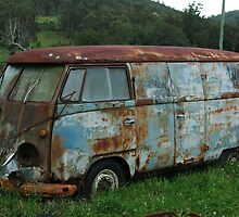 Mothership in Decay - NSW by CasPhotography