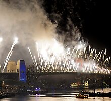 Sydney New Year Eve 2009 Fireworks - White V's by Gino Iori