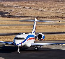 Bombardier BD-700-1A11 Global 5000 by RatManDude