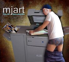 Art thief caught with his pants down! by Paul Richmond