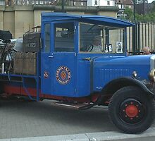 Old 1930s Lorry. by Woodie