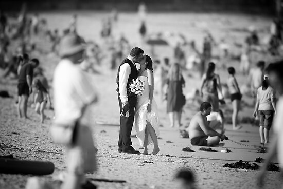 black and white photography kissing. lack and white photography