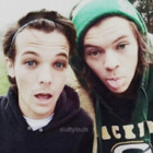 RevealingLarry
