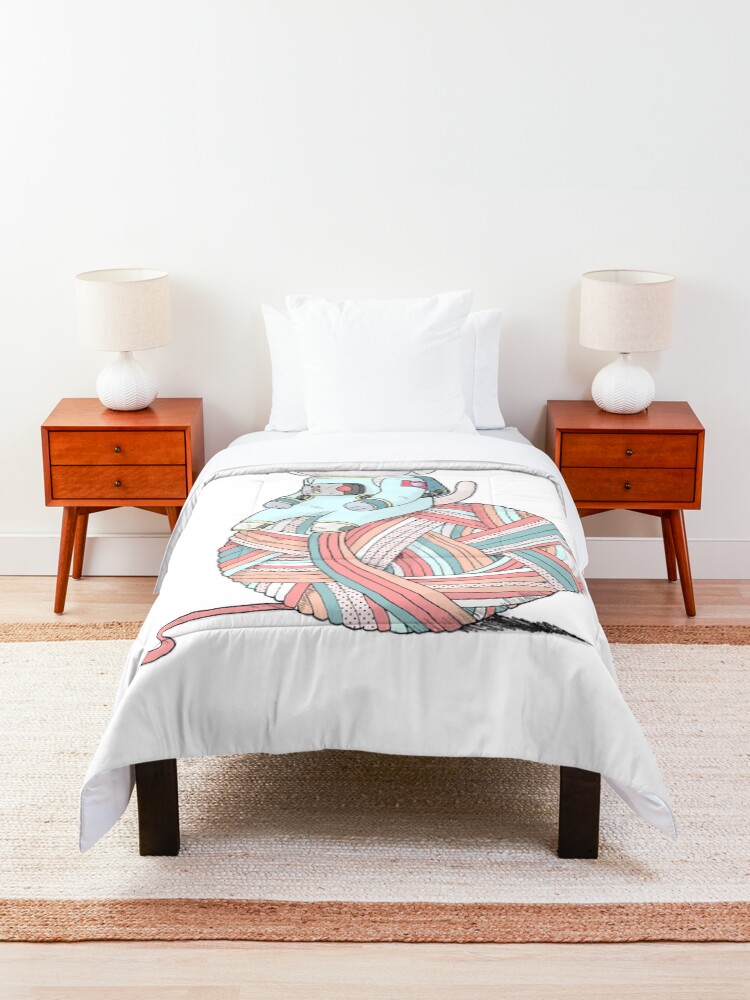 Alternate view of Space Cat on Planet Yarn Ball Comforter