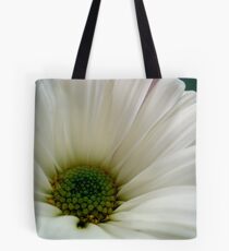 DAISY - Macro ^ Tote Bag