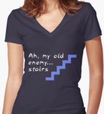 Camiseta entallada de cuello en V Escaleras de Kung Fu