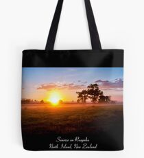 Sunrise on Ruapehu - New Zealand Tote Bag