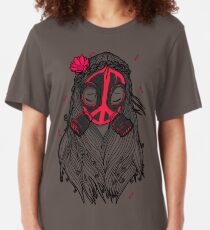 KRIEG FRIEDEN Slim Fit T-Shirt