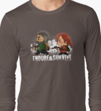 Chibi Joel and Ellie Long Sleeve T-Shirt