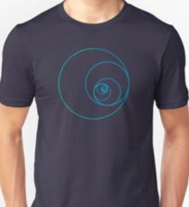 Zwei goldene Verhältnis-Spiralen Slim Fit T-Shirt