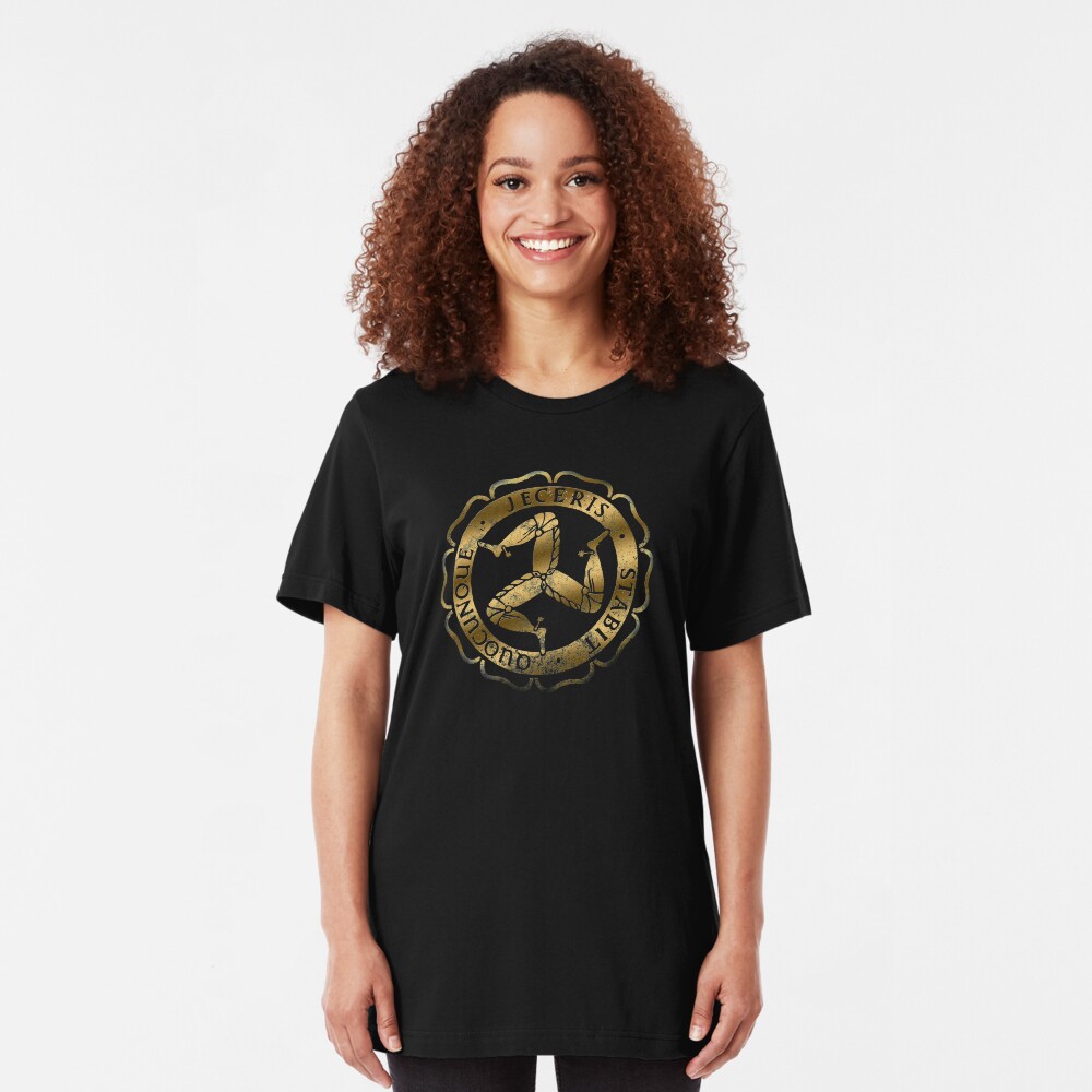 Isle Of Man Flag 3 Legs Of Man Manx Celtic Triskelion Vintage Slim Fit T-Shirt