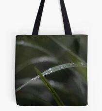 Dropplets on blade of grass Tote Bag