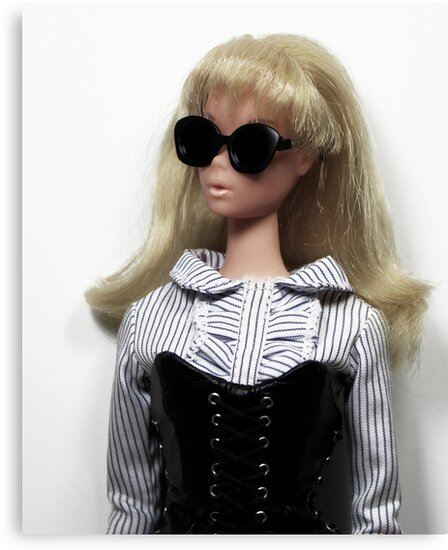 barbie with glasses