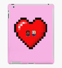 "Love in 8-bit": Britta and Troy (Style A) iPad Case/Skin