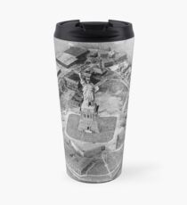 Taza de viaje Liberty Island Black and White Photograph (1921)