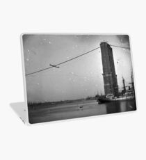 Vinilo para portátil Construction of The Brooklyn Bridge Photograph