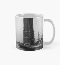 Taza Construction of The Brooklyn Bridge Photograph