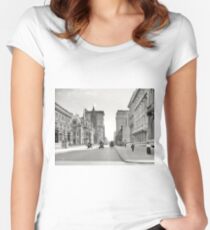 Camiseta entallada de cuello redondo Vintage Fifth Avenue NYC Photograph (1908)