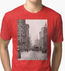 Camiseta de tejido mixto Vintage Fifth Avenue Photograph (1912)