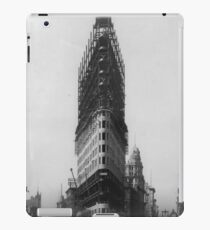 Vinilo o funda para iPad Old NYC Flat Iron Building Construction Photograph