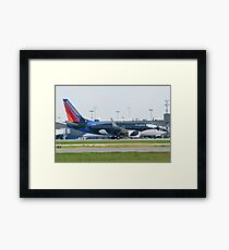 N715SW Southwest Airlines Boeing 737-7H4 Shamu Framed Print