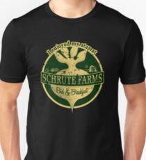 I enjoyed my stay at Schrute Farms (Green) Unisex T-Shirt