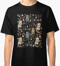 Cat Folk Classic T-Shirt