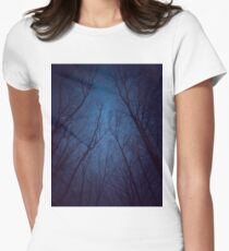 Ich habe die Sterne zu sehr geliebt Tailliertes T-Shirt für Frauen