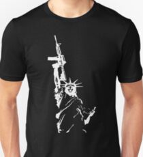 Statue of Liberty with m4a1 Unisex T-Shirt