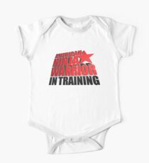 Amerikanischer Ninja-Krieger im Training Baby Body Kurzarm