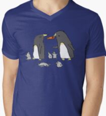 Penguin Family Men's V-Neck T-Shirt