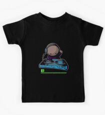 SIMPLE-CARTOON-DJ-GUY - JULY 2012 MERCH - CRUNKECOWEAR.NET BEGREENRECORDS.NET Kids Tee