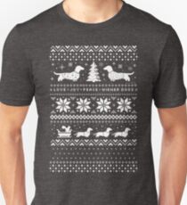 Dachshunds Christmas Sweater Pattern Slim Fit T-Shirt