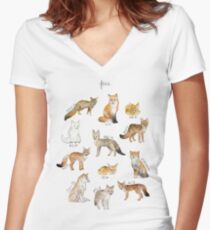 Foxes Women's Fitted V-Neck T-Shirt