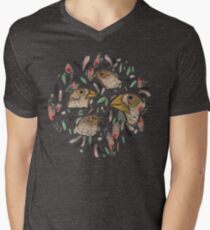 FINE FINCHES Men's V-Neck T-Shirt