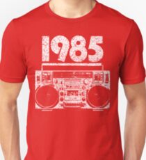 1985 Boombox Distressed Graphic Unisex T-Shirt