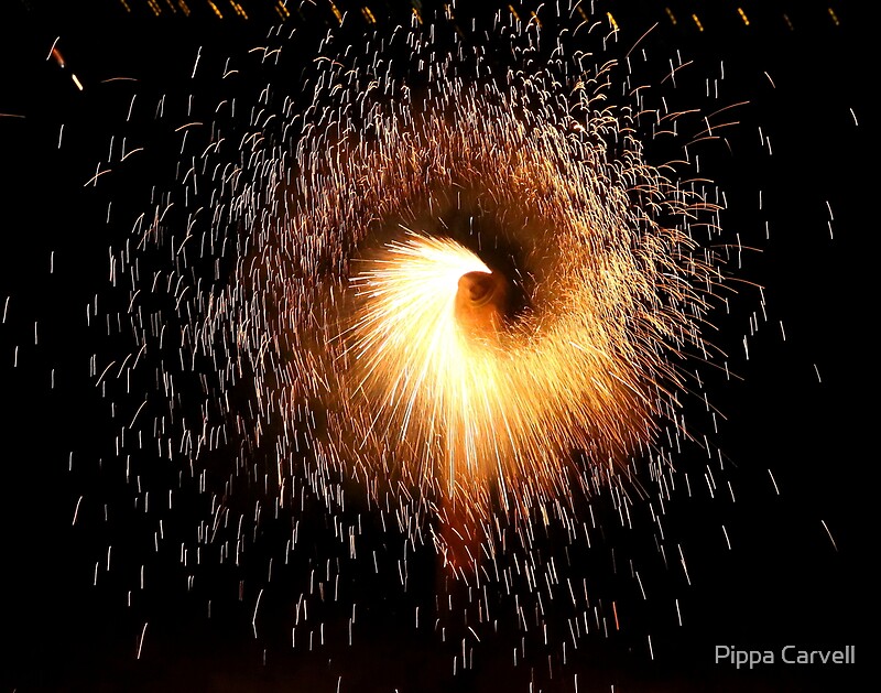 Catherine wheel. Фонтан "Кубок огня" eh010. Фейерверк цифра 5. Catherine Wheel Firework.