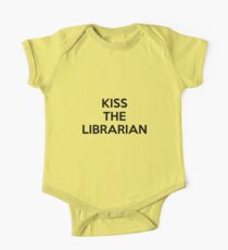 Kiss the librarian One Piece - Short Sleeve