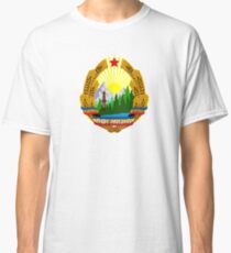 Emblem von Rumänien, 1965-1989 Classic T-Shirt
