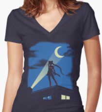 Camiseta entallada de cuello en V Moon Knight Rises