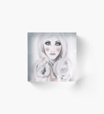 Shara Acrylic Block