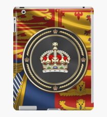 Imperial Tudor Crown over Royal Standard of the United Kingdom iPad Case/Skin