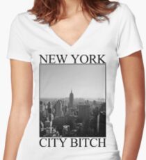 Camiseta entallada de cuello en V New York City Bitch - B&W