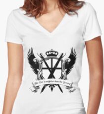 Camiseta entallada de cuello en V La pluma es más poderosa que la espada cresta